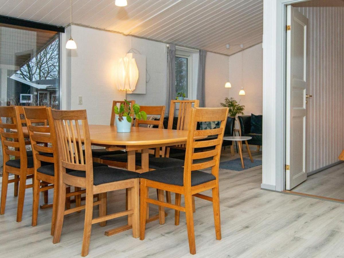 7 Person Holiday Home In Rsted Kare Exterior foto